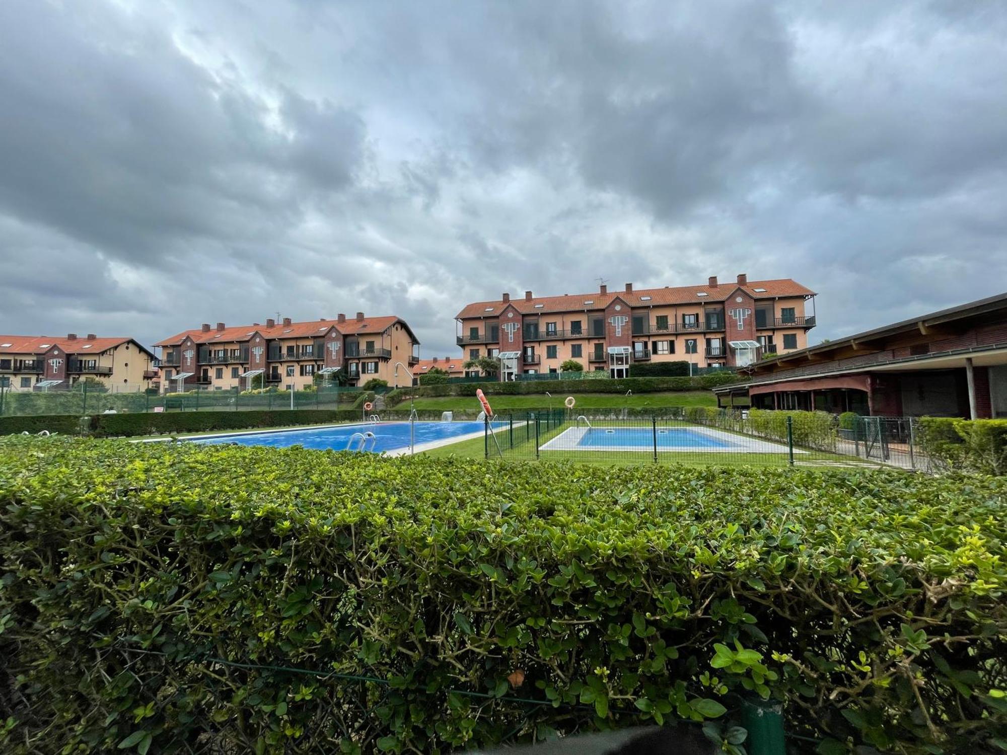 Ferienwohnung Bonito Duplex Con Vistas Al Mar Comillas Exterior foto